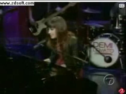 Demi Lovato-This is me(Live) with lyrics 08273