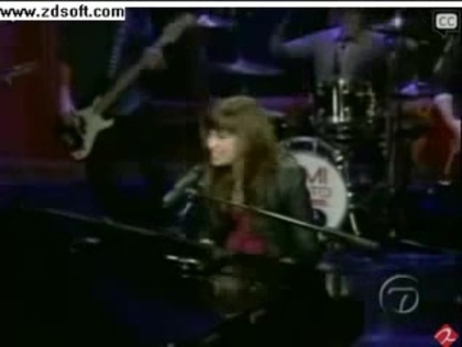 Demi Lovato-This is me(Live) with lyrics 09029