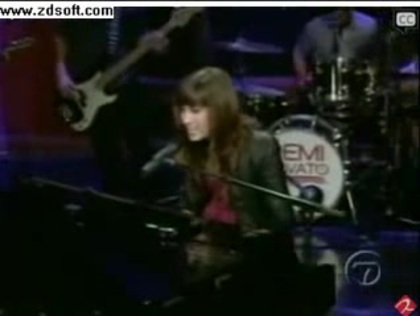 Demi Lovato-This is me(Live) with lyrics 08883 - Demilush - This is me - Live with Regis and Kelly Part o18