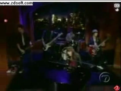 Demi Lovato-This is me(Live) with lyrics 09527 - Demilush - This is me - Live with Regis and Kelly Part o20