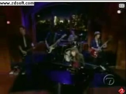Demi Lovato-This is me(Live) with lyrics 09583 - Demilush - This is me - Live with Regis and Kelly Part o20