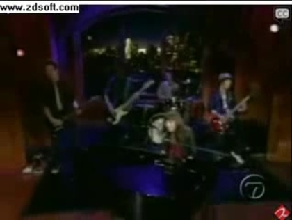 Demi Lovato-This is me(Live) with lyrics 09603 - Demilush - This is me - Live with Regis and Kelly Part o20