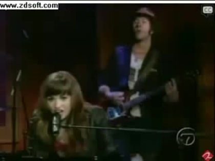Demi Lovato-This is me(Live) with lyrics 10053 - Demilush - This is me - Live with Regis and Kelly Part o21