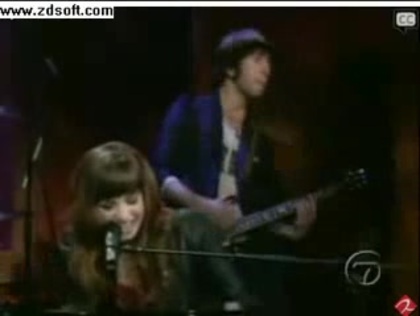 Demi Lovato-This is me(Live) with lyrics 10302 - Demilush - This is me - Live with Regis and Kelly Part o21