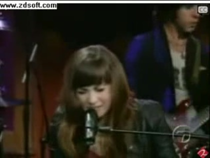Demi Lovato-This is me(Live) with lyrics 10658 - Demilush - This is me - Live with Regis and Kelly Part o22