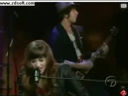 Demi Lovato-This is me(Live) with lyrics 10407