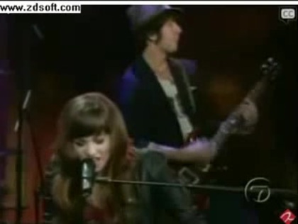 Demi Lovato-This is me(Live) with lyrics 10415