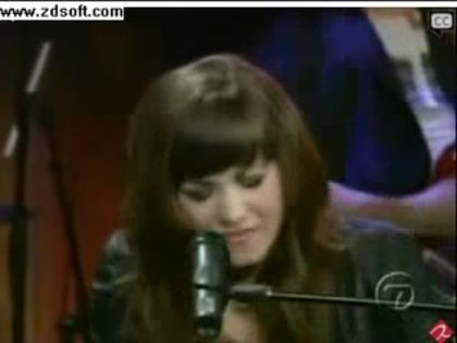 Demi Lovato-This is me(Live) with lyrics 10921 - Demilush - This is me - Live with Regis and Kelly Part o22