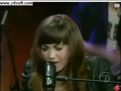 Demi Lovato-This is me(Live) with lyrics 11502 - Demilush - This is me - Live with Regis and Kelly Part o24