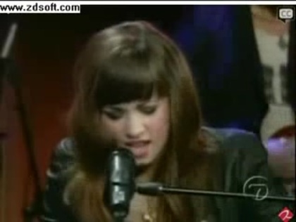 Demi Lovato-This is me(Live) with lyrics 11810