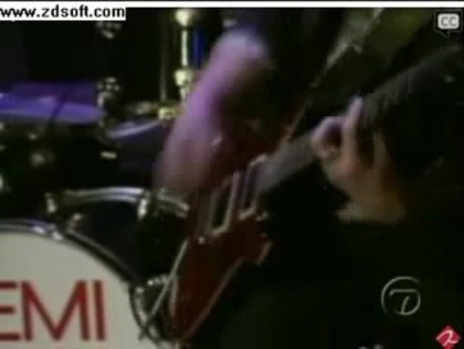 Demi Lovato-This is me(Live) with lyrics 12131