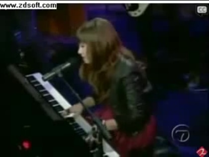 Demi Lovato-This is me(Live) with lyrics 12317
