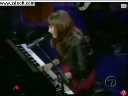 Demi Lovato-This is me(Live) with lyrics 12349