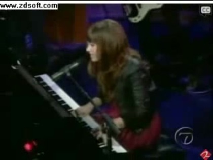 Demi Lovato-This is me(Live) with lyrics 12443 - Demilush - This is me - Live with Regis and Kelly Part o25