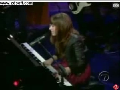 Demi Lovato-This is me(Live) with lyrics 12470