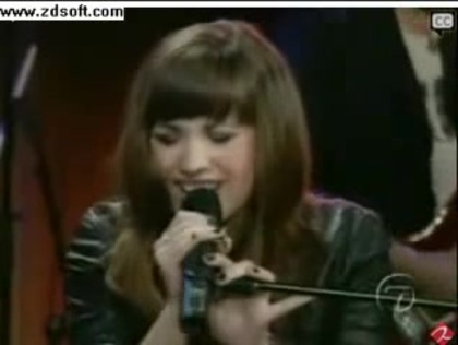 Demi Lovato-This is me(Live) with lyrics 12946 - Demilush - This is me - Live with Regis and Kelly Part o26