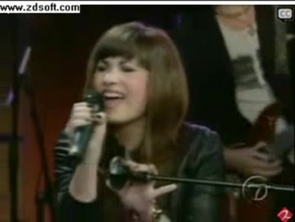 Demi Lovato-This is me(Live) with lyrics 13123 - Demilush - This is me - Live with Regis and Kelly Part o27