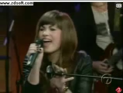 Demi Lovato-This is me(Live) with lyrics 13135 - Demilush - This is me - Live with Regis and Kelly Part o27