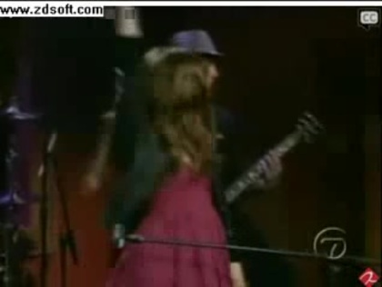 Demi Lovato-This is me(Live) with lyrics 13572