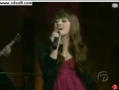 Demi Lovato-This is me(Live) with lyrics 14136 Demi Lovato-This is me(Live) with lyrics 14136