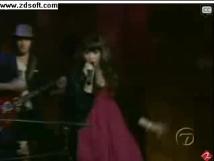 Demi Lovato-This is me(Live) with lyrics 13835