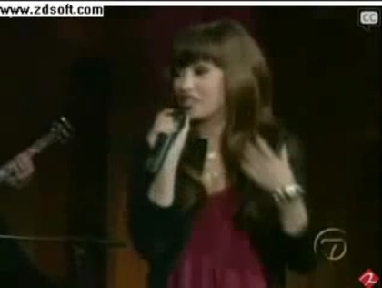 Demi Lovato-This is me(Live) with lyrics 14179