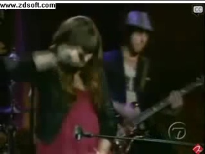 Demi Lovato-This is me(Live) with lyrics 13472 - Demilush - This is me - Live with Regis and Kelly Part o27