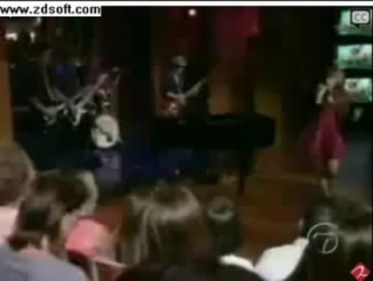 Demi Lovato-This is me(Live) with lyrics 14240