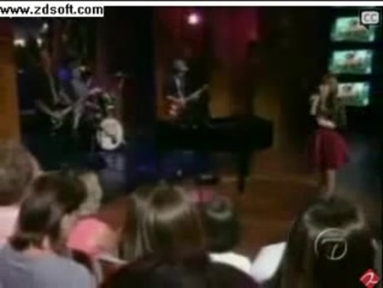 Demi Lovato-This is me(Live) with lyrics 14347