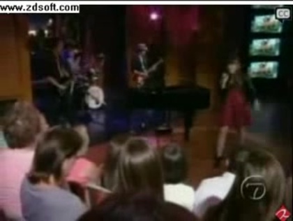 Demi Lovato-This is me(Live) with lyrics 14594 - Demilush - This is me - Live with Regis and Kelly Part o30