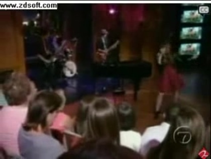 Demi Lovato-This is me(Live) with lyrics 14641