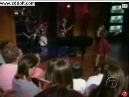 Demi Lovato-This is me(Live) with lyrics 14714 - Demilush - This is me - Live with Regis and Kelly Part o30