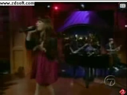Demi Lovato-This is me(Live) with lyrics 15631 - Demilush - This is me - Live with Regis and Kelly Part o32
