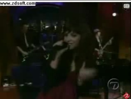 Demi Lovato-This is me(Live) with lyrics 16606 - Demilush - This is me - Live with Regis and Kelly Part o34