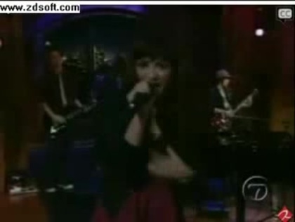 Demi Lovato-This is me(Live) with lyrics 16780