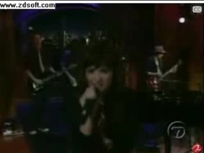 Demi Lovato-This is me(Live) with lyrics 16885