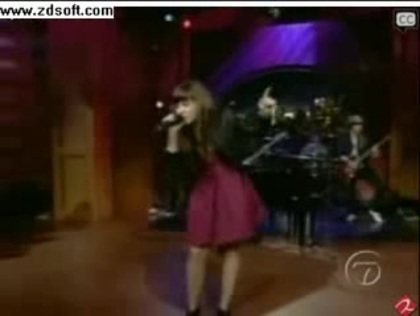 Demi Lovato-This is me(Live) with lyrics 19502 - Demilush - This is me - Live with Regis and Kelly Part o39