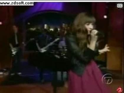 Demi Lovato-This is me(Live) with lyrics 18582 Demi Lovato-This is me(Live) with lyrics 18582