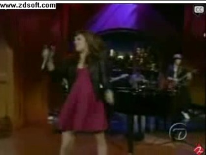 Demi Lovato-This is me(Live) with lyrics 17783