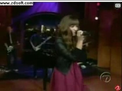 Demi Lovato-This is me(Live) with lyrics 18707