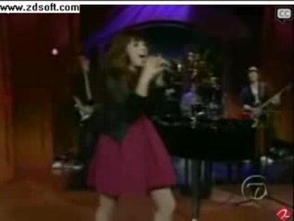 Demi Lovato-This is me(Live) with lyrics 18299 - Demilush - This is me - Live with Regis and Kelly Part o37