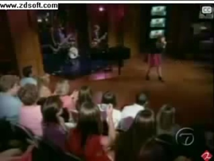 Demi Lovato-This is me(Live) with lyrics 19965 Demi Lovato-This is me(Live) with lyrics 19965