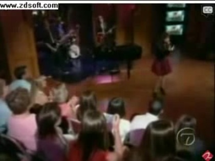 Demi Lovato-This is me(Live) with lyrics 20359