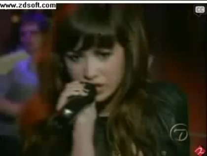 Demi Lovato-This is me(Live) with lyrics 20413