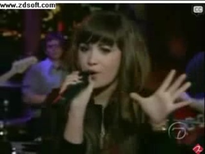 Demi Lovato-This is me(Live) with lyrics 21003 - Demilush - This is me - Live with Regis and Kelly Part o42