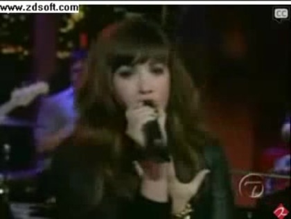 Demi Lovato-This is me(Live) with lyrics 20812 - Demilush - This is me - Live with Regis and Kelly Part o41