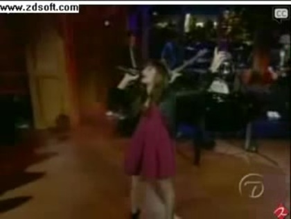 Demi Lovato-This is me(Live) with lyrics 22504 - Demilush - This is me - Live with Regis and Kelly Part o45