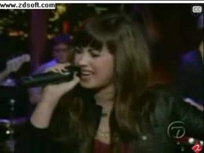 Demi Lovato-This is me(Live) with lyrics 21250
