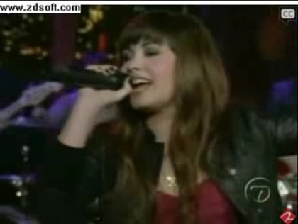 Demi Lovato-This is me(Live) with lyrics 21840