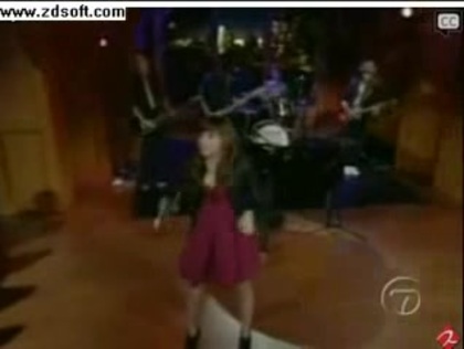 Demi Lovato-This is me(Live) with lyrics 22852 - Demilush - This is me - Live with Regis and Kelly Part o45